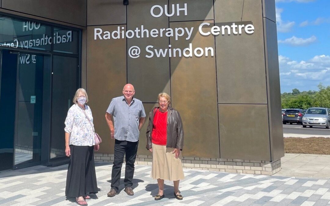Friends visit the new Radiotherapy Unit at GWH